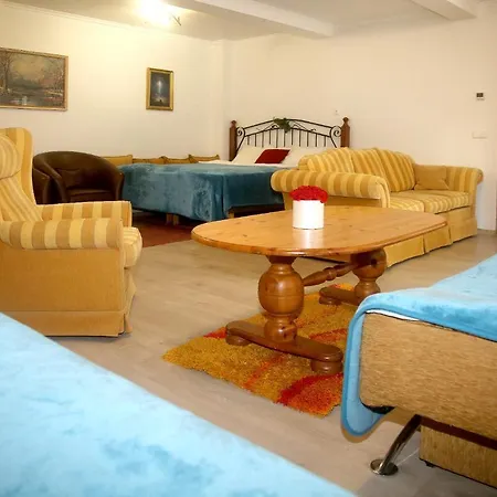 Elupuu Apartments 派尔努 外观 照片